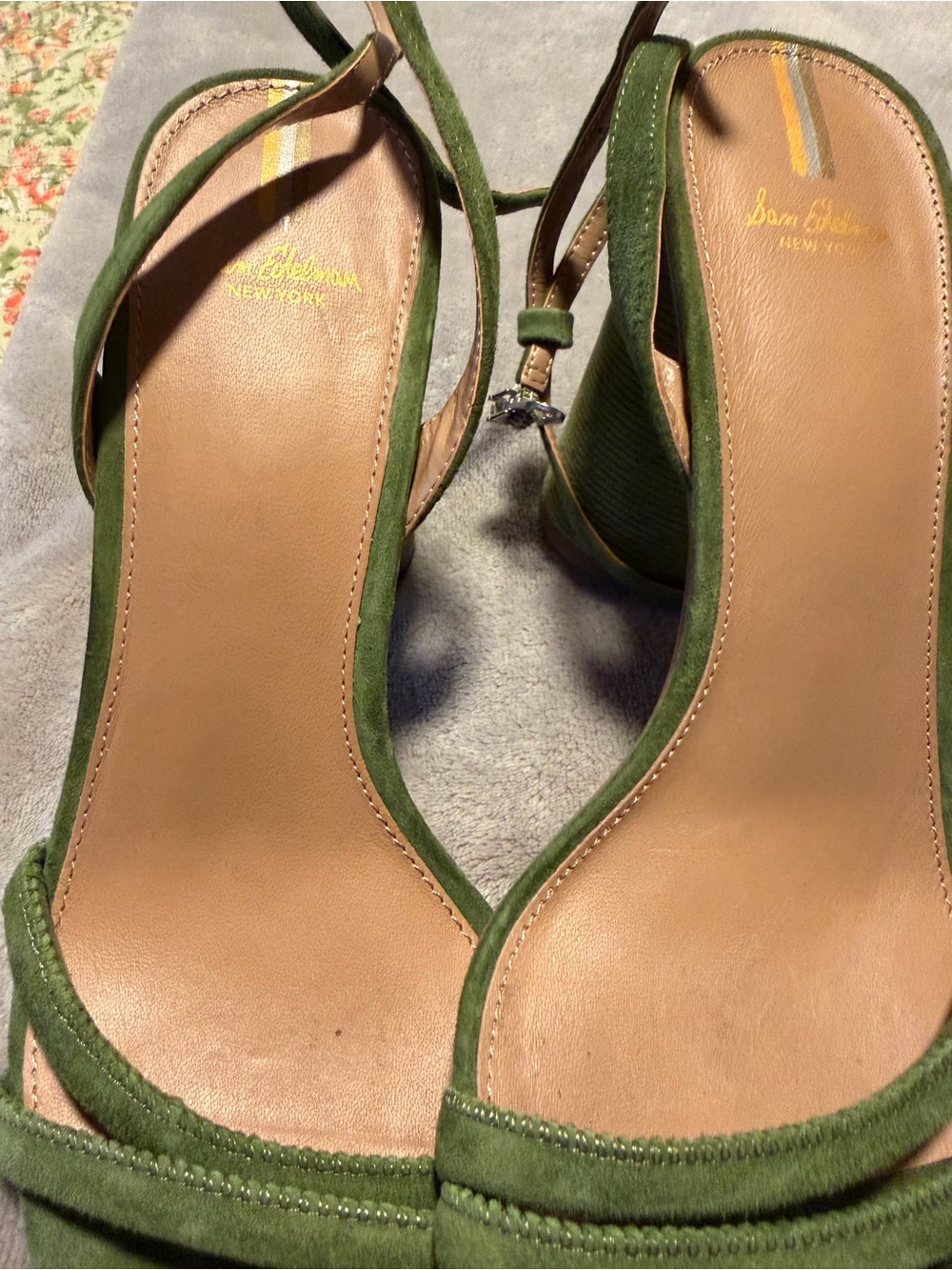 Sam Edelman Olive Green Suede Block Heel Sandals - Picture 13 of 13